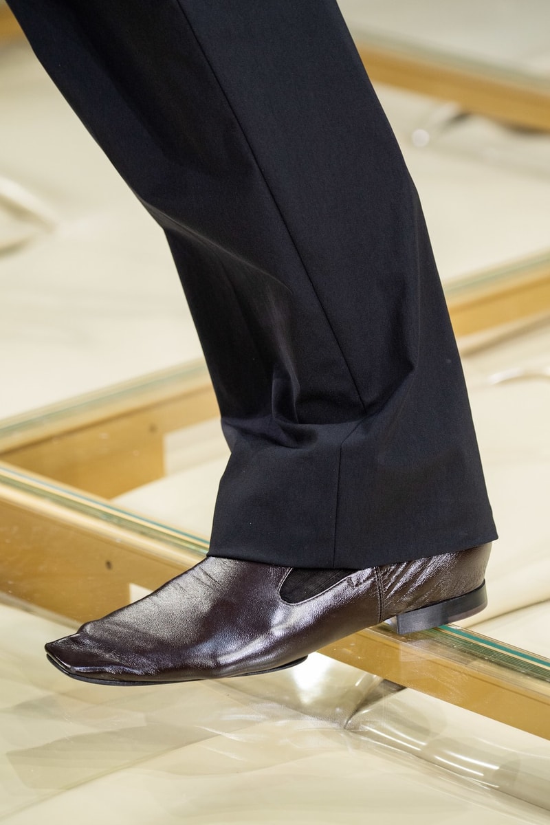 best bags shoes footwear bottega veneta milan fashion week mfw spring summer 2020 show clutches heels leather