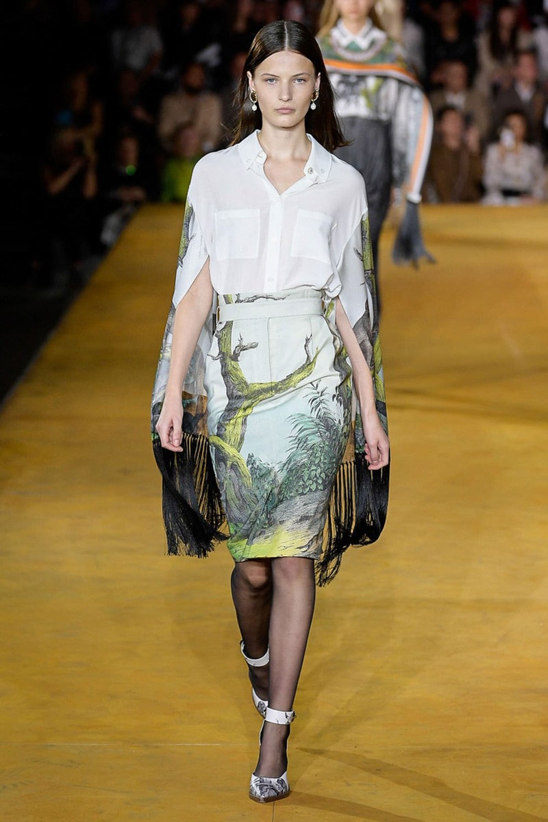Burberry Riccardo Tisci Spring Summer 2020 London Fashion Week Skirt Green Shirt White