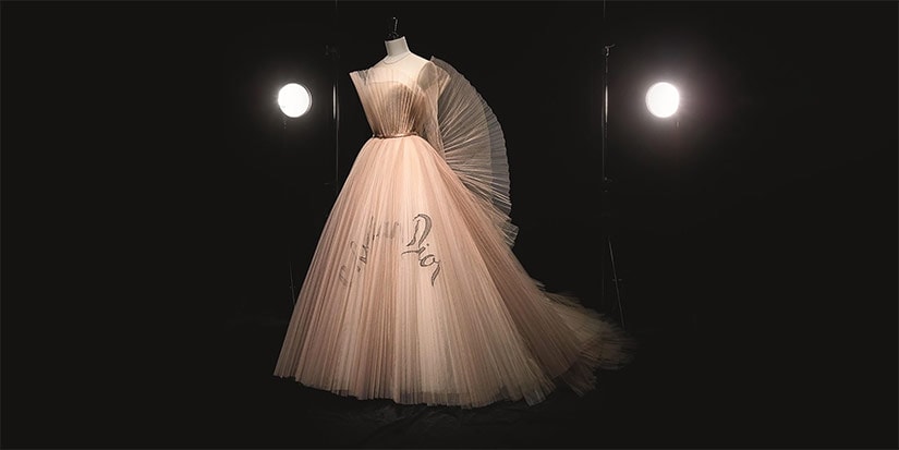 Christian Dior Is V&A's Most-Visited Exhibition | Hypebae Christian Dior Is V&A's Most-Visited Exhibition | Hypebae