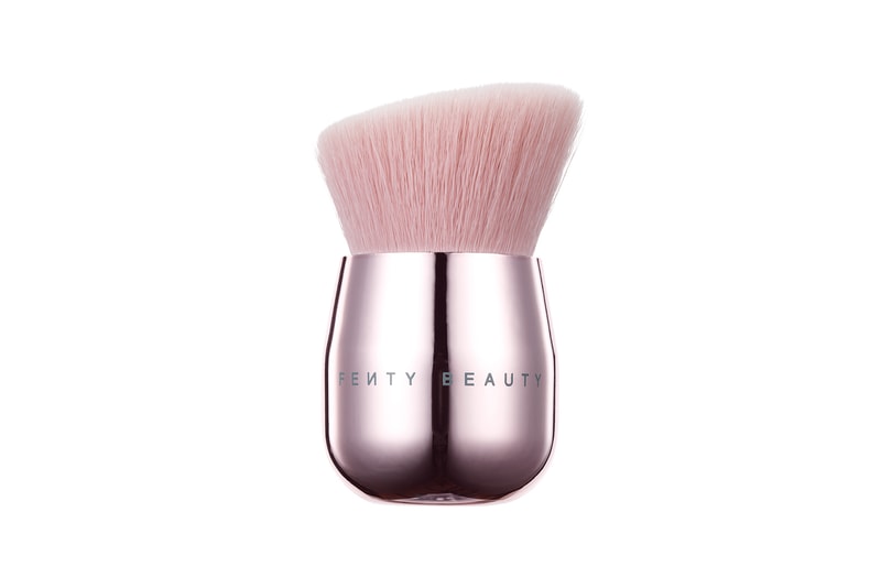 fenty beauty rihanna diamond bomb liquid powder highlighter glitter buki brush makeup beauty 