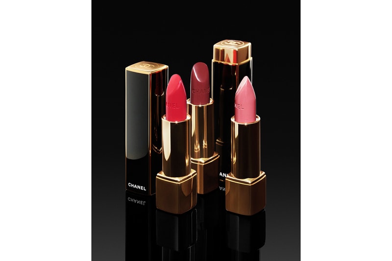 Chanel Holiday 2019 Makeup Collection Lipstick Rogue Spectaculaire Splendide Noble