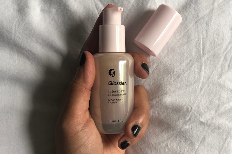 Our Editor Reviews Glossier's First-Ever Face Oil – Futuredew