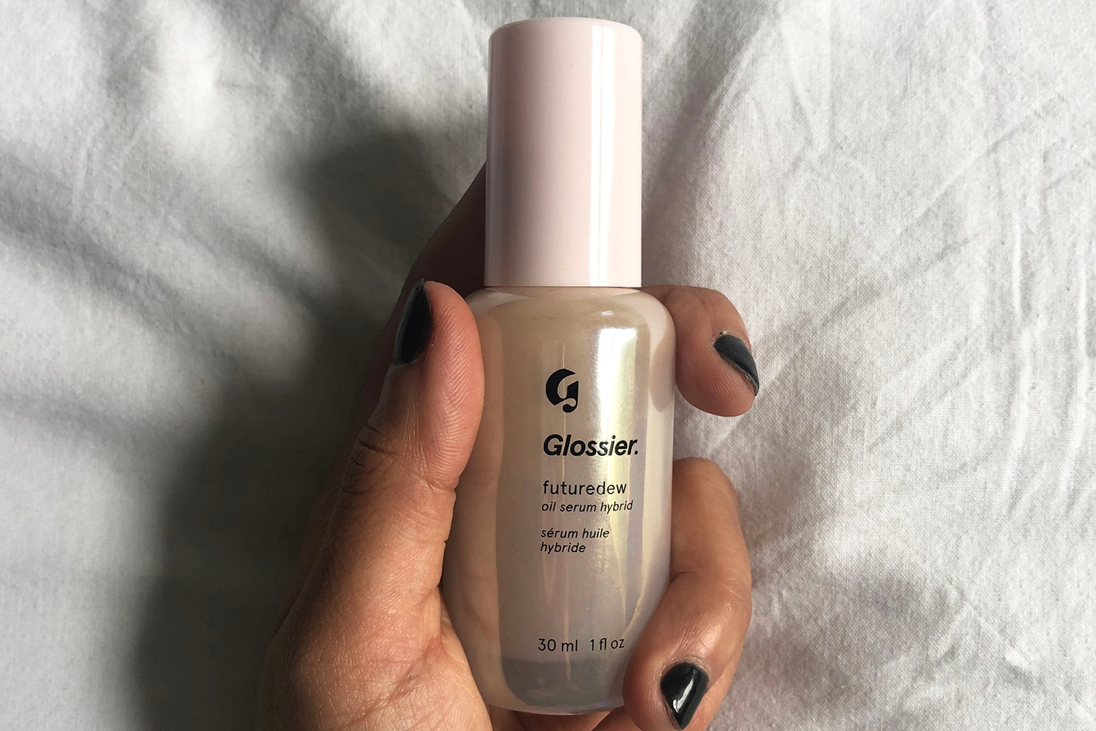 Glossier Futuredew Face Oil Serum Hybrid Review Skincare Beauty Vegan Emily Weiss Millennial