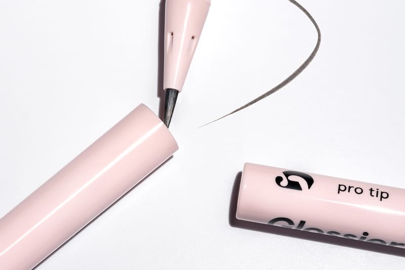 Master the Cat Eye With Glossier's New Pro Tip Liquid Eyeliner