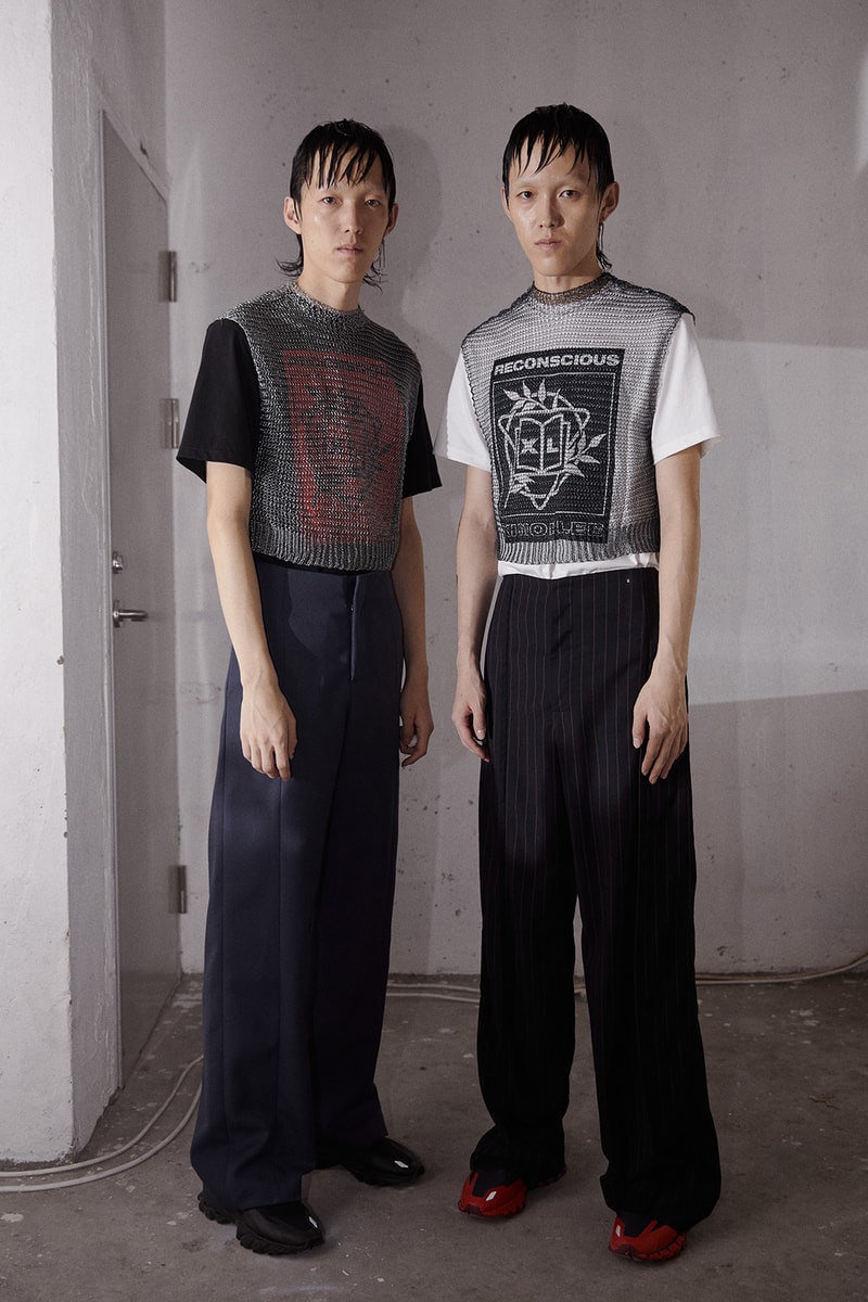 ximonlee reebok dmx trail hydrex sneaker red grey black olive green shoes footwear sneakerhead collaboration shanghai fashion week spring summer 2020