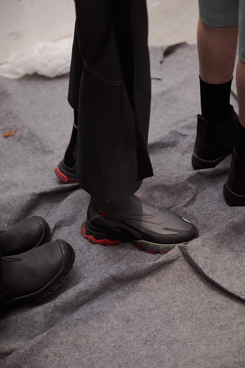 ximonlee reebok dmx trail hydrex sneaker red grey black olive green shoes footwear sneakerhead collaboration shanghai fashion week spring summer 2020
