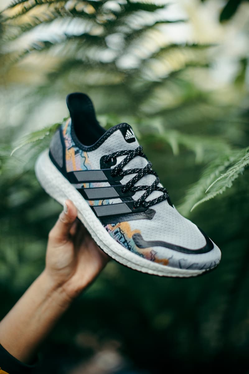 adidas gazelle silver green womens adidas Ultraboost 4.0 DNA Shoes Black FZ4010 main image 1