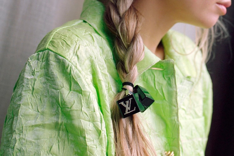 15 Surprisingly Easy and Chic Ways to Style Your Hair for Winter