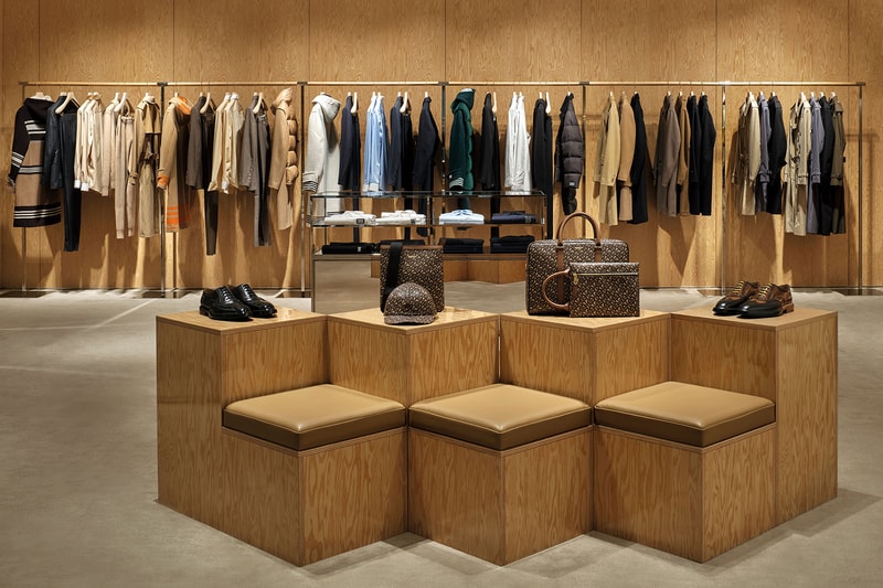 burberry riccardo tisci ginza tokyo flagship store opening japan