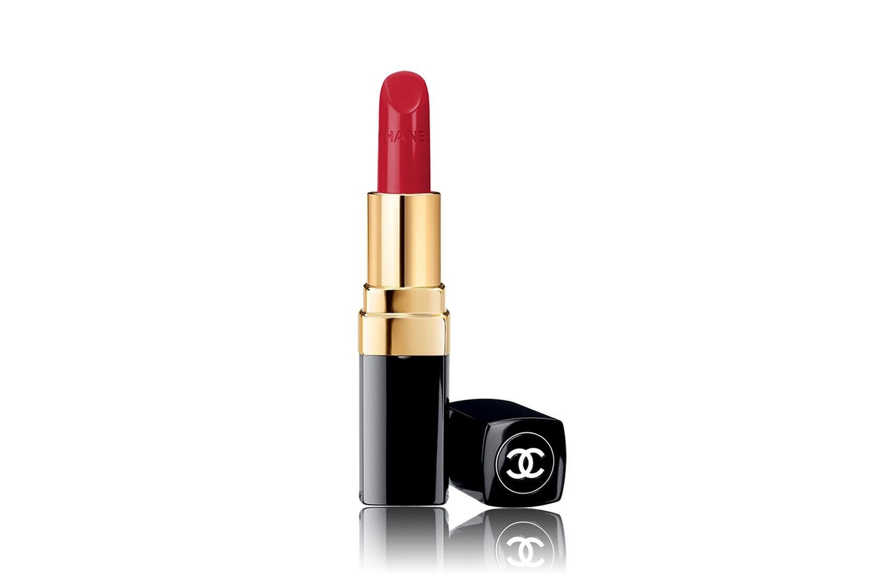 lipstick color lips charlotte tilbury walk of shame red makeup beauty 