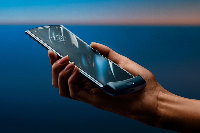 Motorola RAZR New Flip Phone Release Date Price Info Verizon