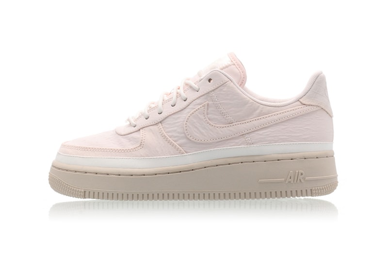 Nike Air Force 1 '07 SE Light Soft Pink Sneakers Trainers Beige Sole