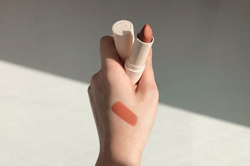 sunnies nude lipstick