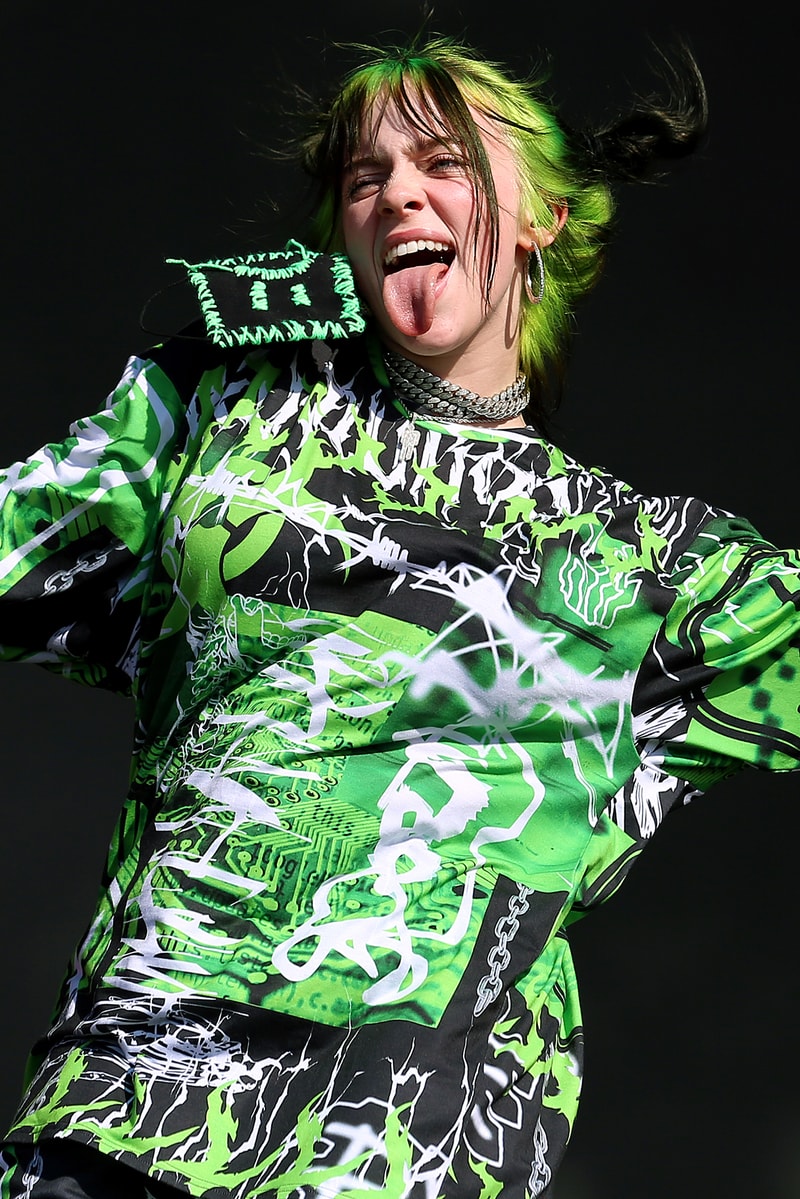 Billie Eilish Reading Festival 2019 Green T-Shirt Outfit Mask Hair Performance
