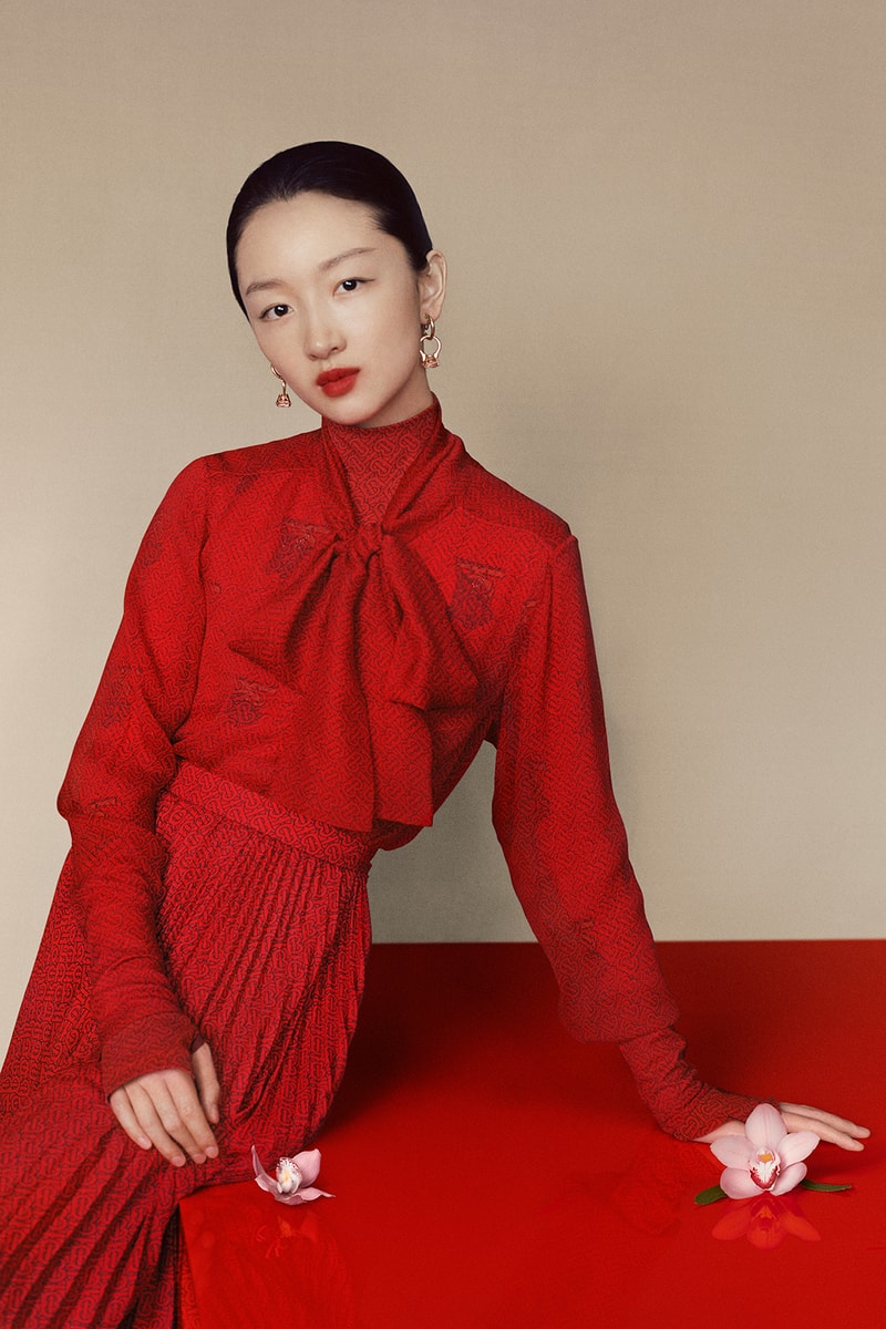 burberry chinese new year 2020 campaign union sneaker lola bag zhou dongyu liang jiyuan jackets scarf blazer red jewelry lola bag