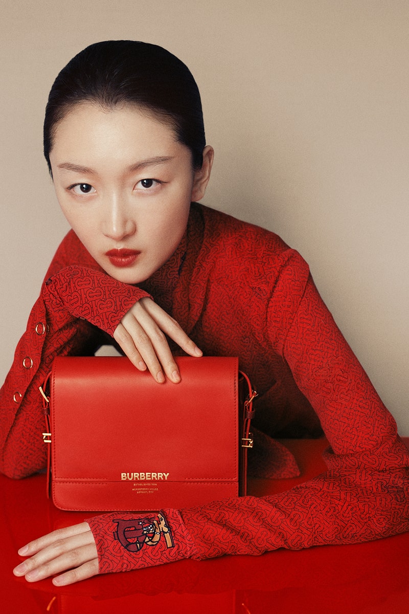 burberry chinese new year 2020 campaign union sneaker lola bag zhou dongyu liang jiyuan jackets scarf blazer red jewelry lola bag