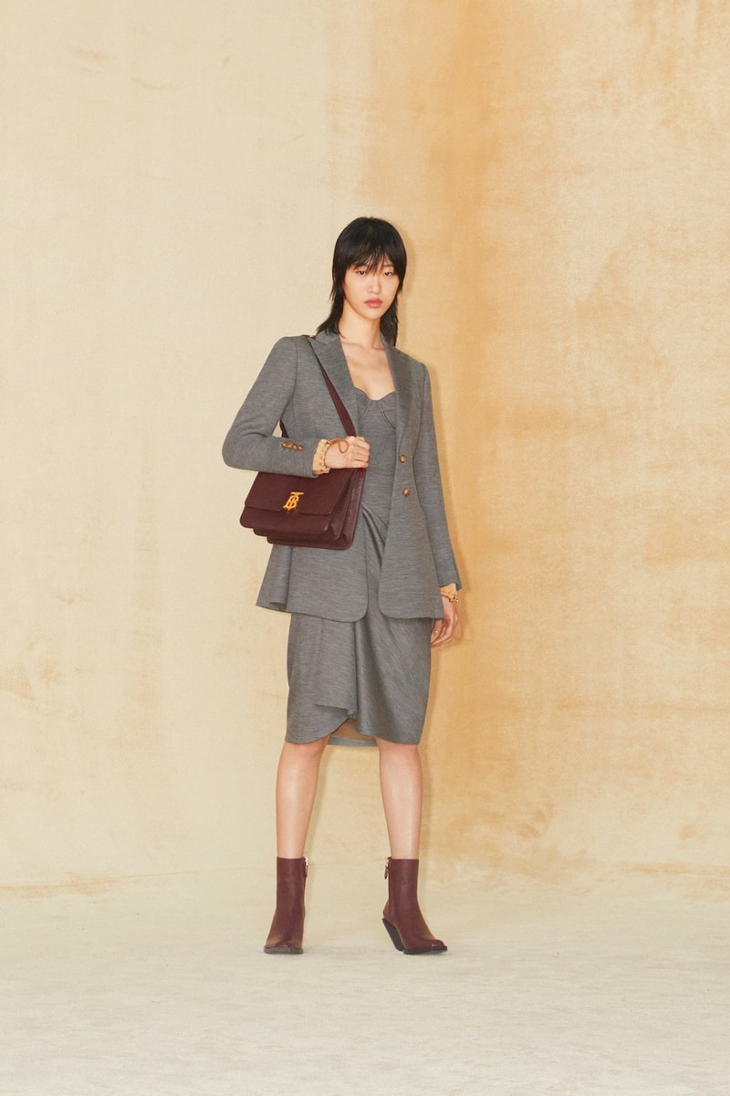 burberry pre fall 2020 collection riccardo tisci tb monogram outerwear skirts bags irina-shayk boots hats accessories 