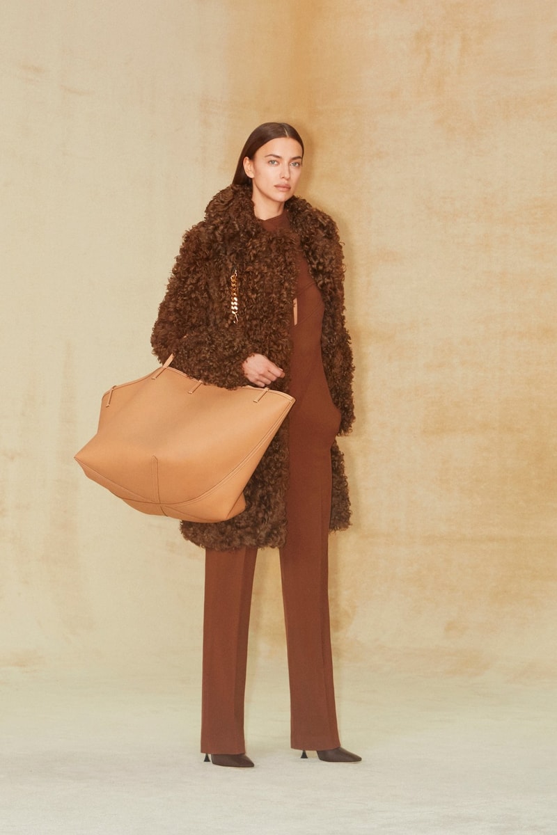 burberry pre fall 2020 collection riccardo tisci tb monogram outerwear skirts bags irina-shayk boots hats accessories 