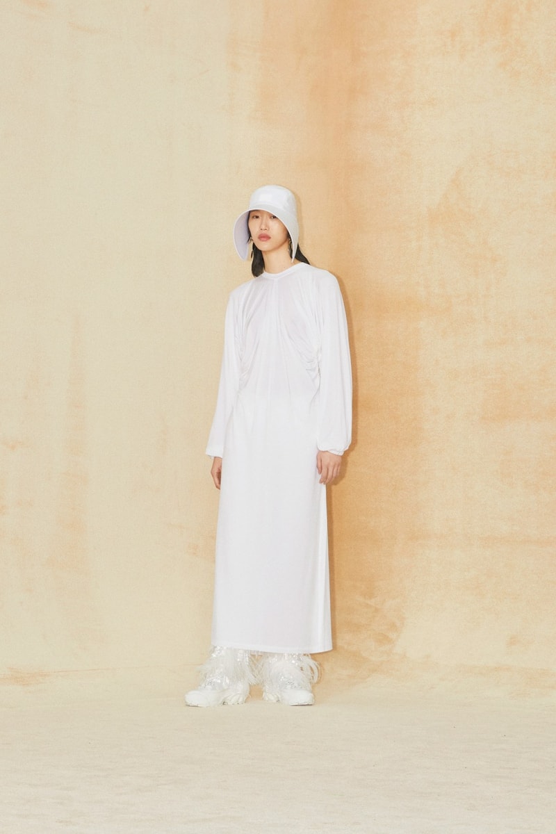 burberry pre fall 2020 collection riccardo tisci tb monogram outerwear skirts bags irina-shayk boots hats accessories 