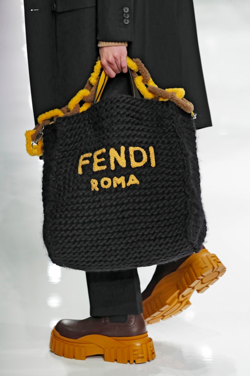 Fendi Fall/Winter 2020 Collection Bags Peekaboo Knit