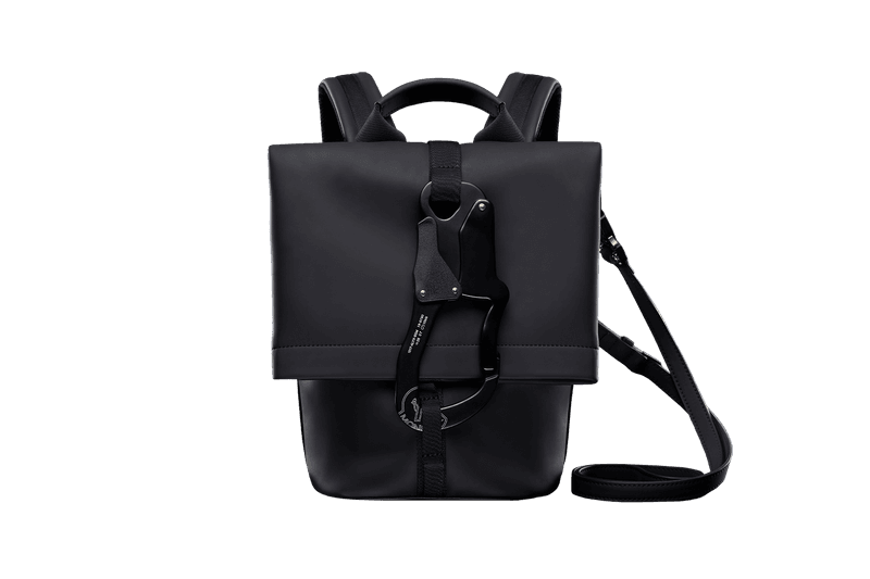 6 MONCLER 1017 ALYX 9SM Collection Backpack Carabiner Black