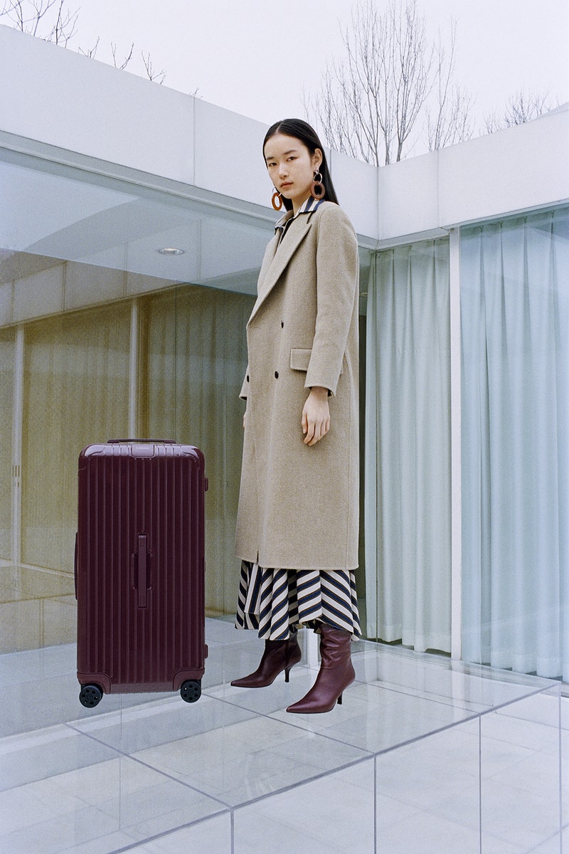 RIMOWA Essential Trunk Plus Berry