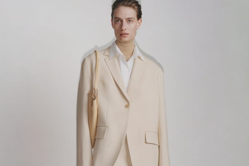 Minimalism Dominates The Row's Pre-Fall 2020 Collection