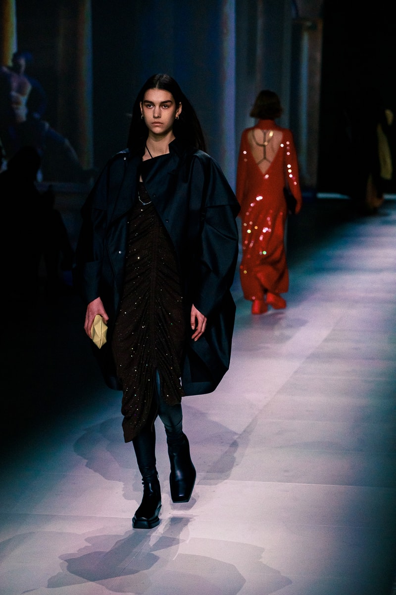 Bottega Veneta Fall Winter 2020 FW20 Runway Show Collection Milan Fashion Week Daniel Lee Black Jacket