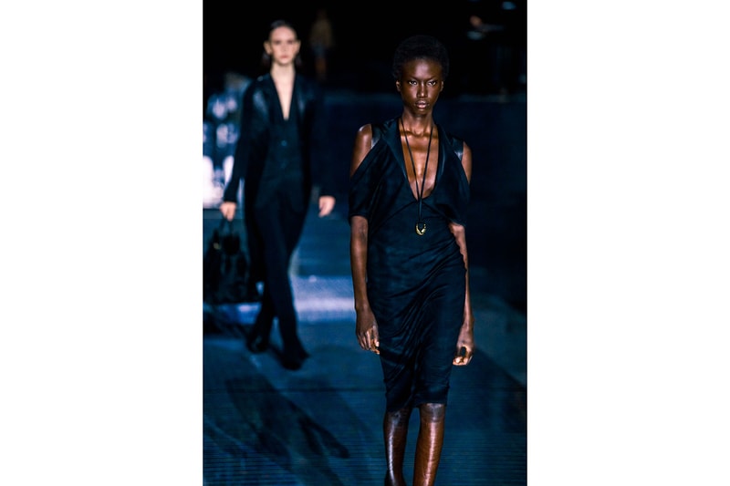 burberry fall winter london fashion week runway riccardo tisci carbon neutral sustainability