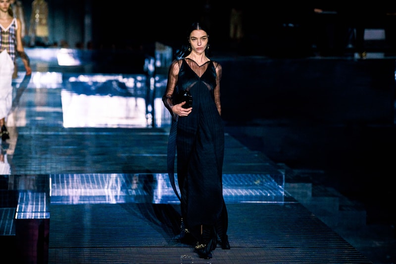 burberry fall winter london fashion week runway riccardo tisci carbon neutral sustainability