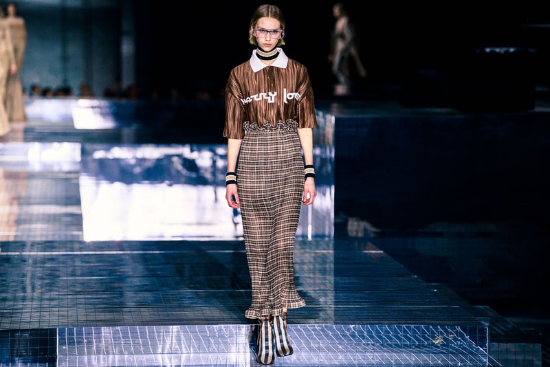 burberry fall winter london fashion week runway riccardo tisci carbon neutral sustainability