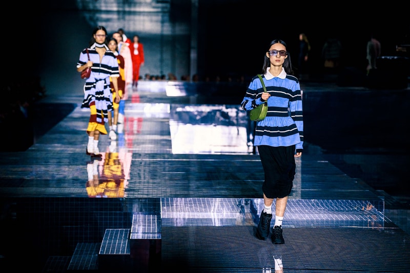 burberry fall winter london fashion week runway riccardo tisci carbon neutral sustainability