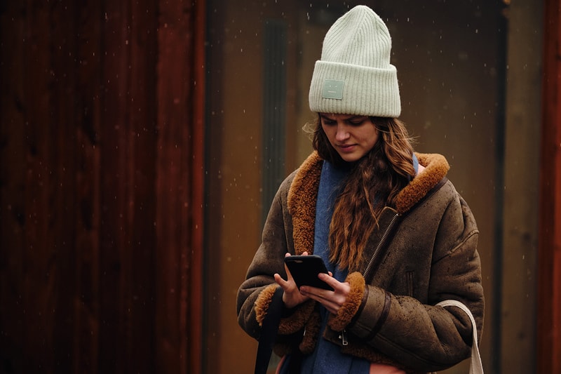 Street Style London Fashion Week Fall Winter 2020 Acne Studios Beanie
