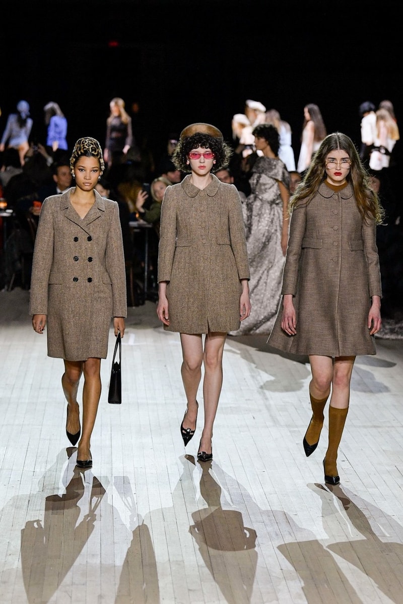 marc jacobs new york fashion week nyfw fall winter collection kaia gerber miley cyrus