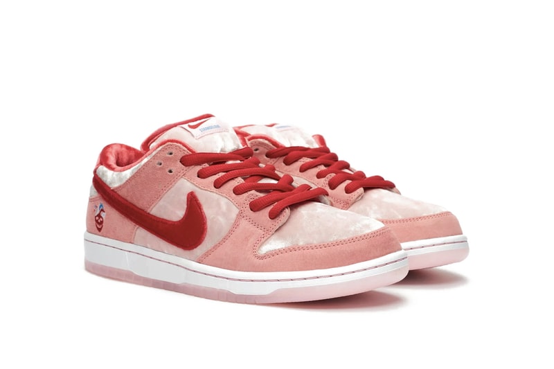 Nike SB Dunk Low "Bright Melon" Sneaker Release 