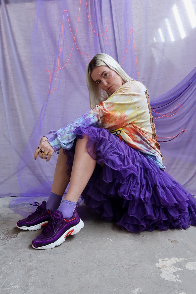 reebok sanne poeze girl on kicks collaboration daytona dmx sneakers its a mans world campaign purple 