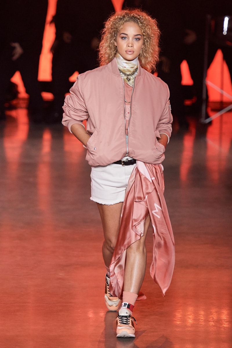 tommy hilfiger tommynow parris goebel london fashion week spring summer collection naomi campbell img models
