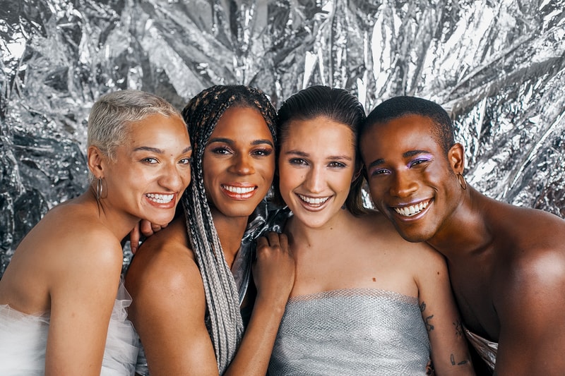 we are fluide gender inclusive lgbtq makeup brand universal collection crayon vegan cruelty free beauty 