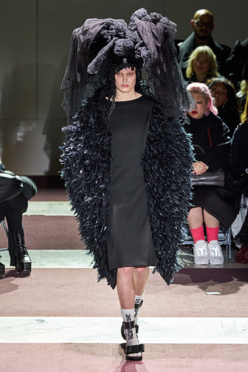 COMME des GARCONS Fall/Winter 2020 Collection Paris Fashion Week Runway Rei Kawakubo