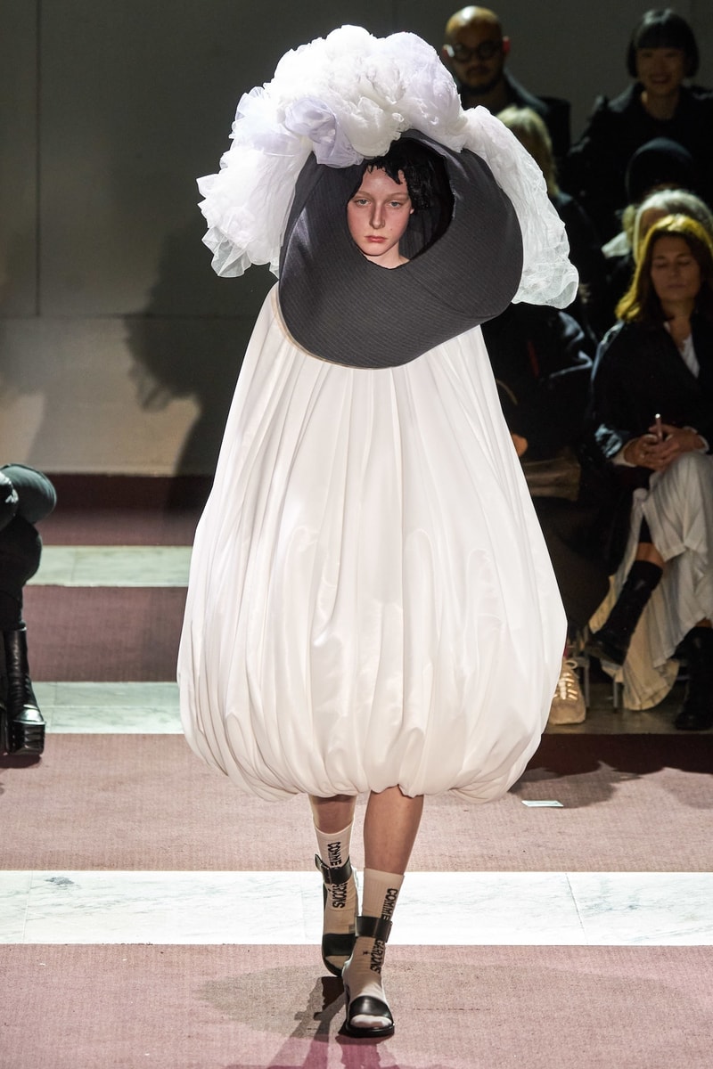 COMME des GARCONS Fall/Winter 2020 Collection Paris Fashion Week Runway Rei Kawakubo