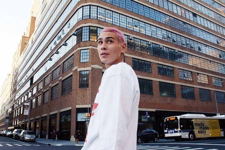 HBO Max Adds Model and Skateboarder Evan Mock to 'Gossip Girl' Reboot Cast