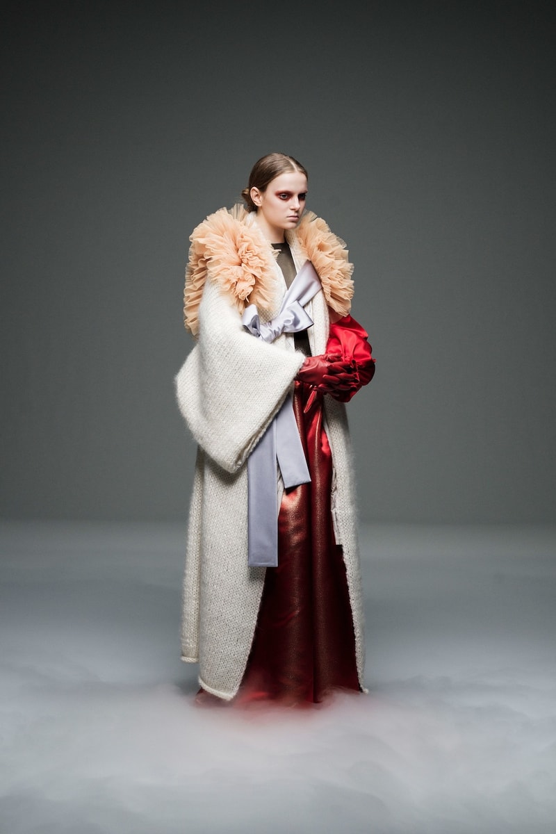 undercover jun takahashi paris fashion week fall winter womens collection lady macbeth akira kurosawa throne of blood gown jacket outerwear black maroon pants boots