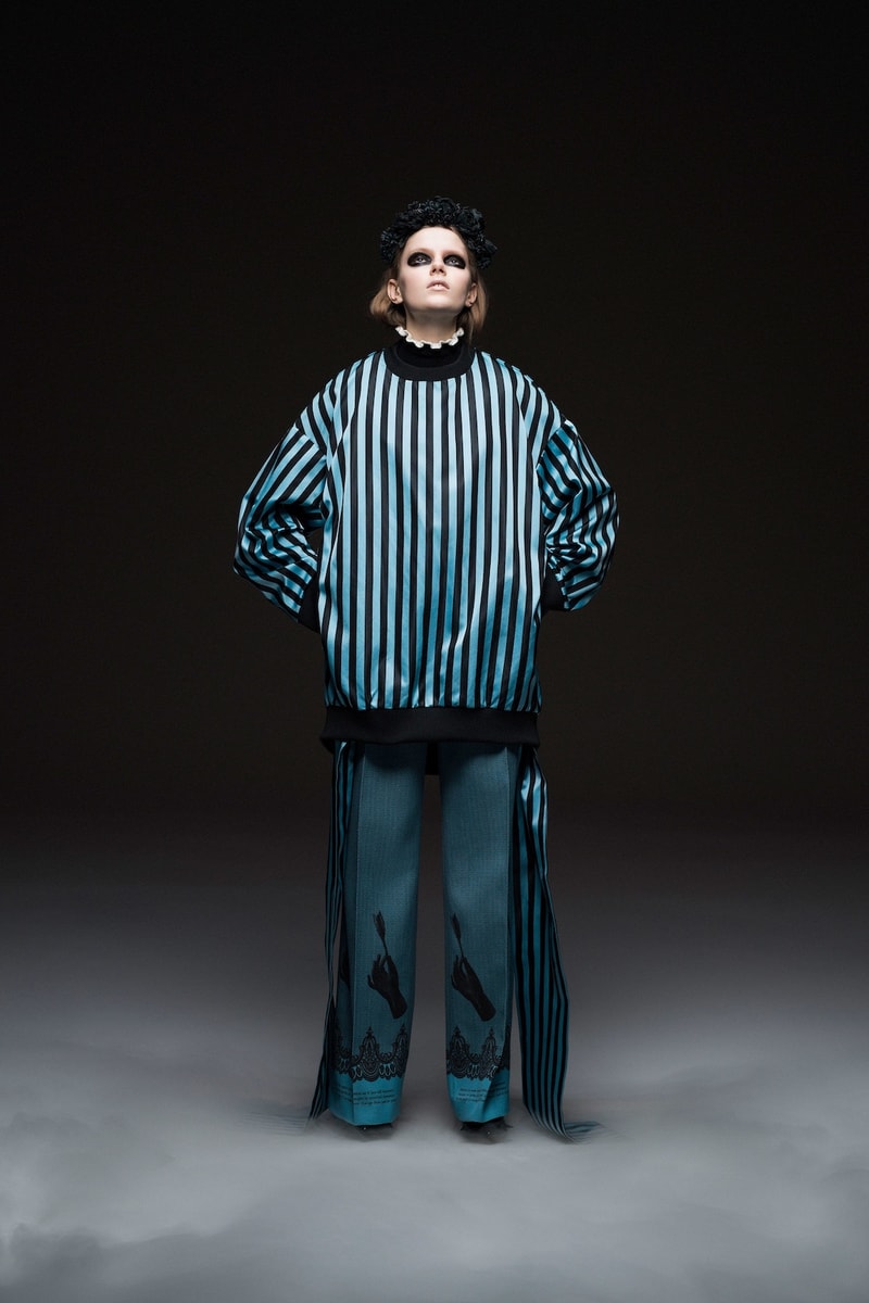 undercover jun takahashi paris fashion week fall winter womens collection lady macbeth akira kurosawa throne of blood gown jacket outerwear black maroon pants boots