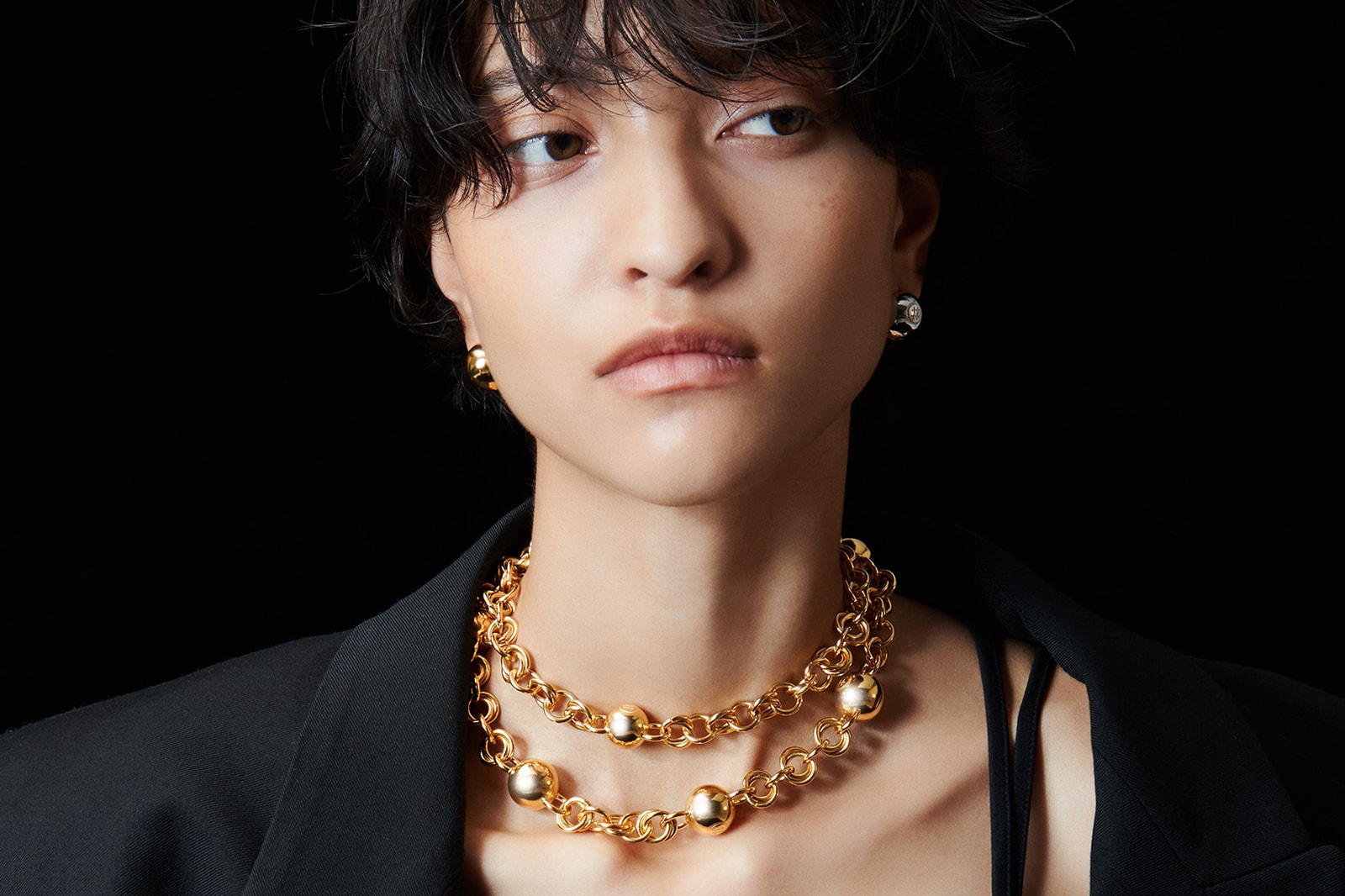 Portrait Report Korean Jewelry Brand Bold Chain Necklaces Earcuffs Earrings Sora Choi Heejung Park