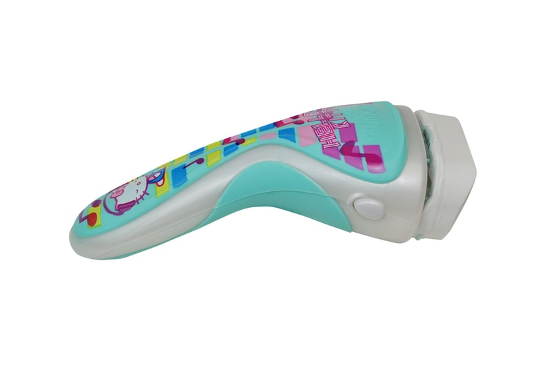 hello kitty sanrio schick intuition collaboration limited edition razors pure nourishment sensitive green purple 