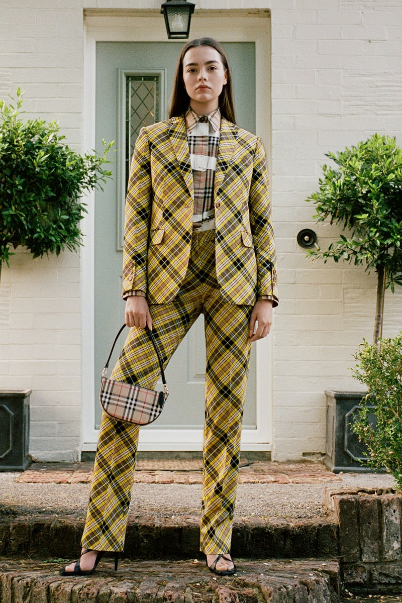 burberry spring summer 2021 pre-collection lookbook pocket bag trench coats jackets riccardo tisci 