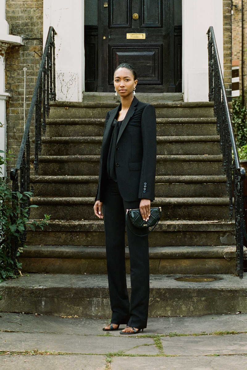 burberry spring summer 2021 pre-collection lookbook pocket bag trench coats jackets riccardo tisci 