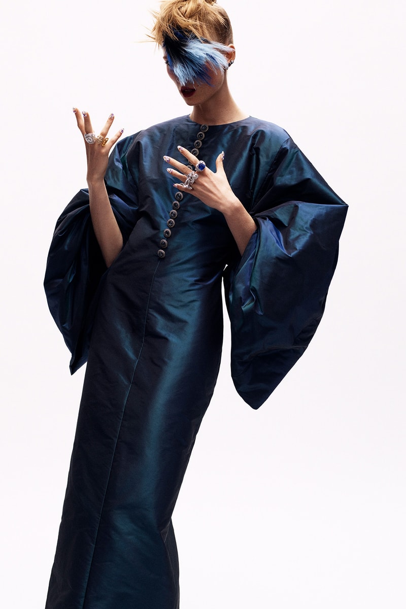 chanel fall paris haute couture collection virginie viard karl lagerfeld adut akech rianne van rompaey dresses tweed embroidery 