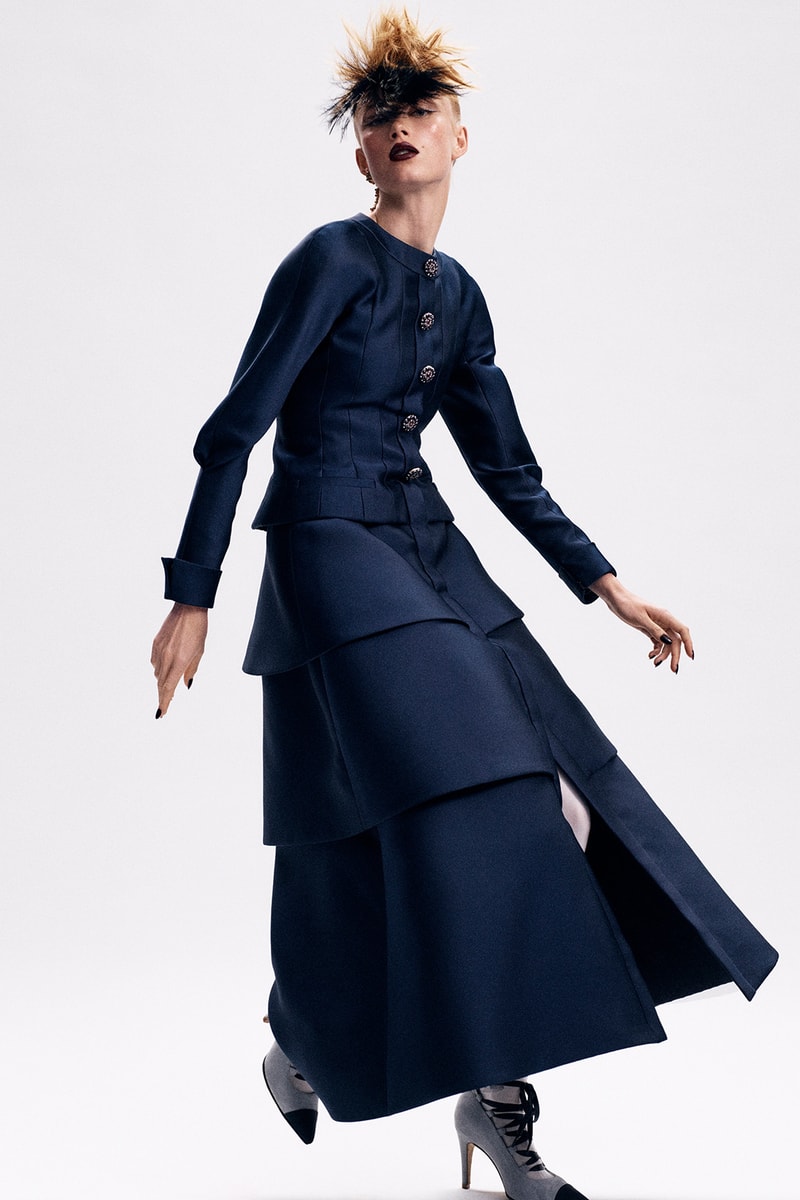 chanel fall paris haute couture collection virginie viard karl lagerfeld adut akech rianne van rompaey dresses tweed embroidery 