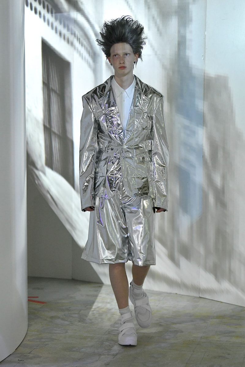 COMME des GARÇONS HOMME PLUS Spring/Summer 2021 Nike Air Carnivore Collaboration Collection Runway Tokyo Japan Minishow Rei Kawakubo 